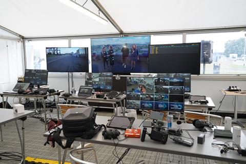 streamer tent 5